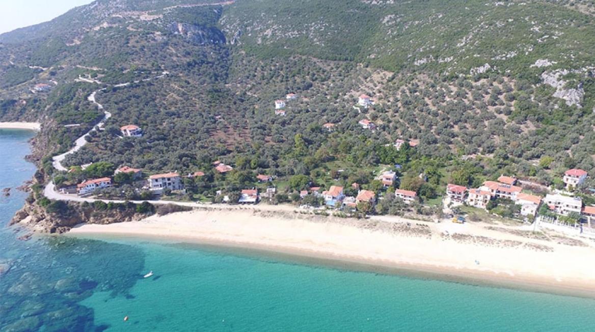 Oniropetra Pelion Mikro Luaran gambar